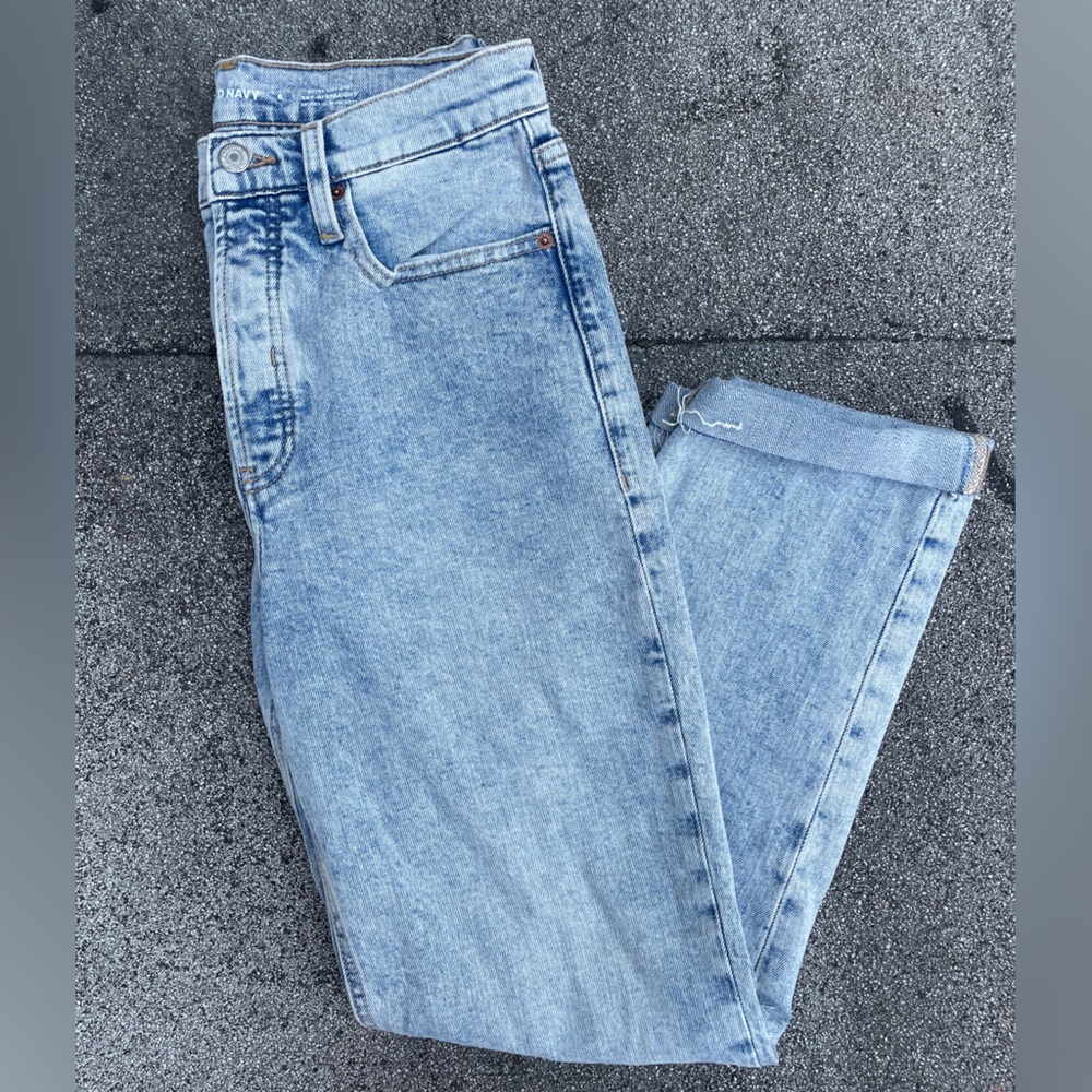 NWOT Old Navy stretch skinny tapered raw hem jeans light wash women’s size 6